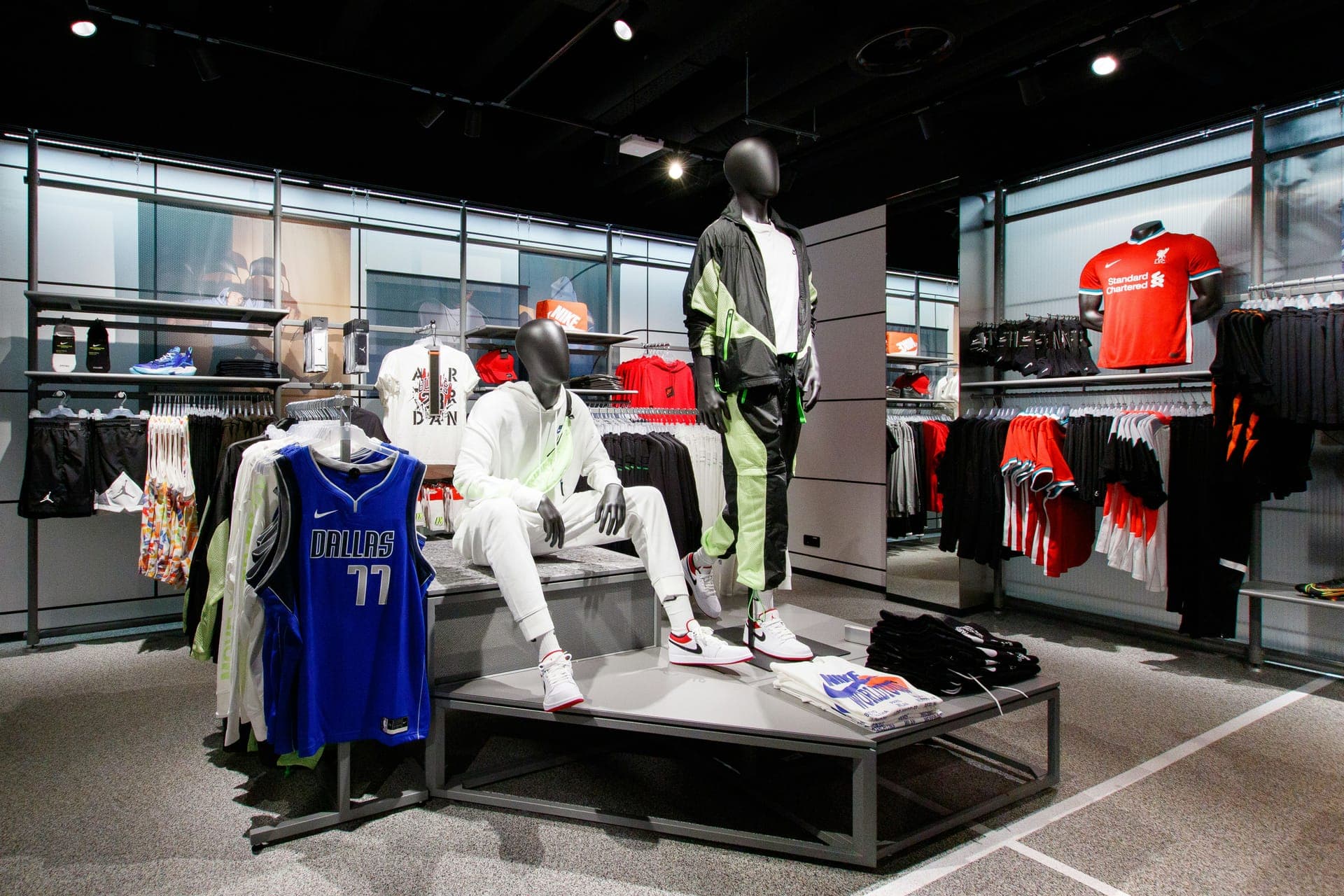 Active & Sportswear